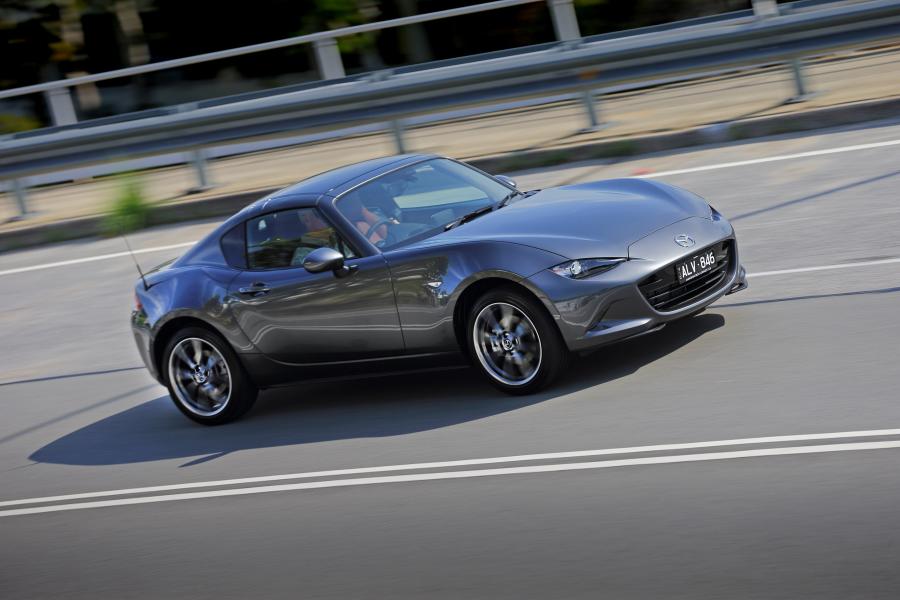  Mazda MX-5 RF Special Edition 2017 года  (AU) (фото 11 из 18)